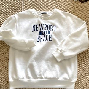 SHEIN white crewneck size 6